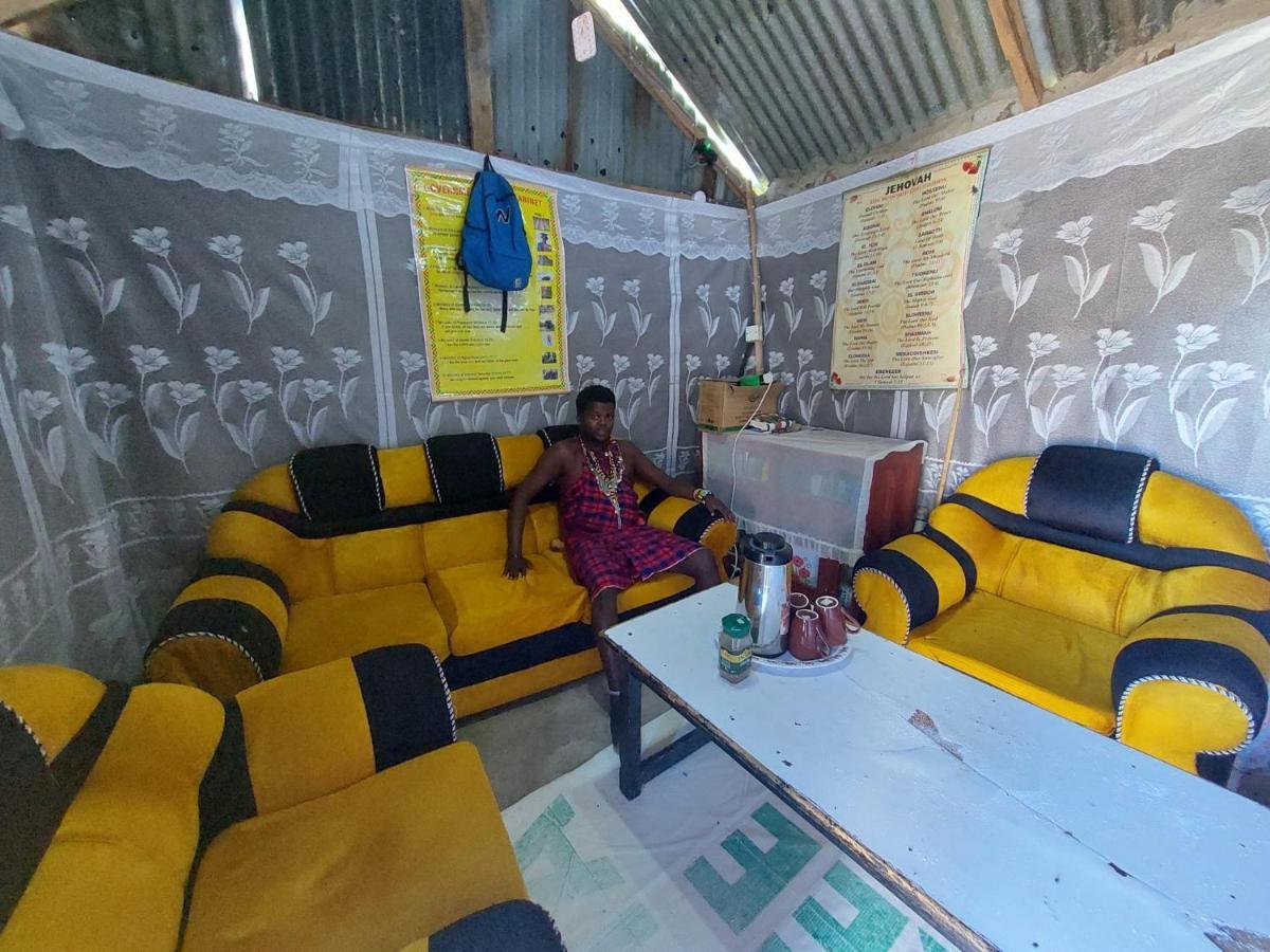 Sekenani Maasai Homestay Camping מראה חיצוני תמונה